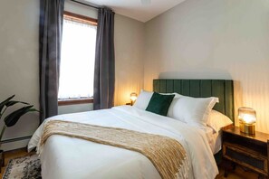 2 bedrooms, desk, iron/ironing board, free WiFi