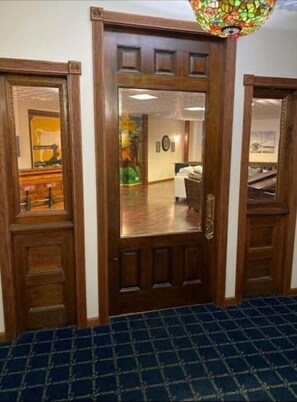 Interior - Big Loft in the Heart of Old Town (Wichita)
