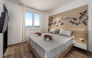 3 habitaciones, cuna de viaje, wifi gratis y ropa de cama 