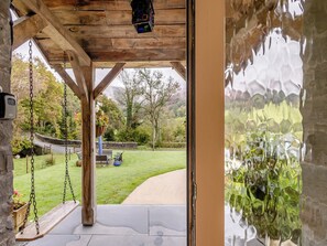 Terrace/patio - 3 bedroom accommodation in LLanymawddwy, near Machynlleth (LLanymawddwy, near Machynlleth)