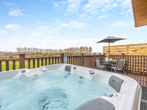 2 bedroom accommodation in Chadwick, near Worcester