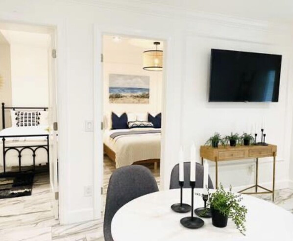 2 Schlafzimmer, Bügeleisen/Bügelbrett, WLAN, Bettwäsche