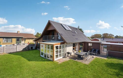 3 bedroom awesome home in Nørre Nebel