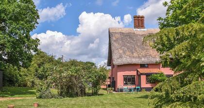 3 Schlafzimmer Unterkunft in Denham
