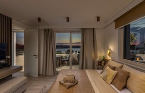 2 bedrooms, iron/ironing board, travel crib, free WiFi - Lovely home in Nin with sauna (Nin)