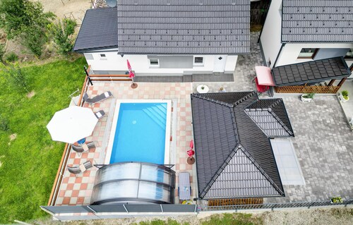 Lovely home in Zasadbreg