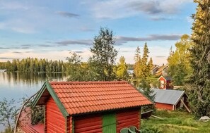 Exterior - Amazing home in Hønefoss with WiFi (Hønefoss)