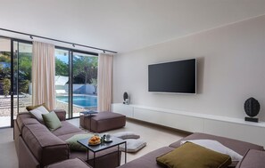 Smart TV, ping pong
