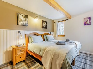 2 bedrooms, free WiFi, bed sheets - 2 bedroom accommodation in Foxhole, near Beauly (Foxhole, near Beauly)