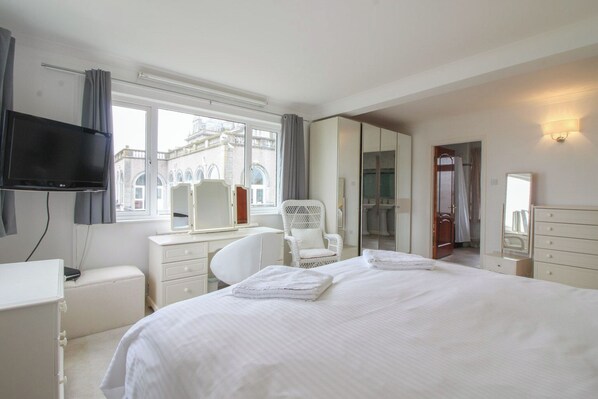 4 habitaciones, wifi gratis y ropa de cama