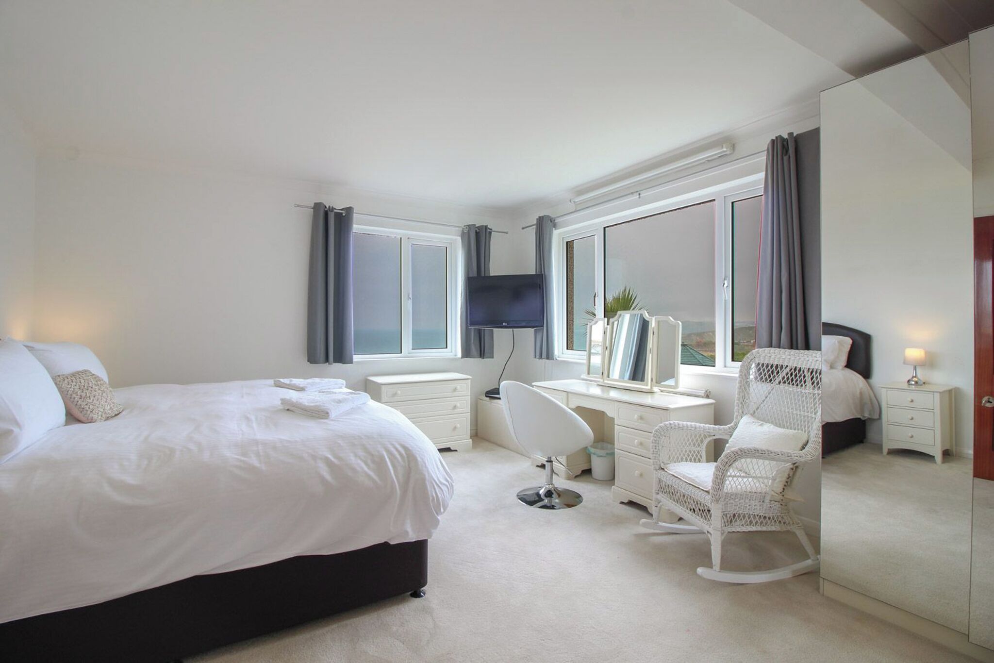 4 Schlafzimmer, kostenloses WLAN, Bettwäsche