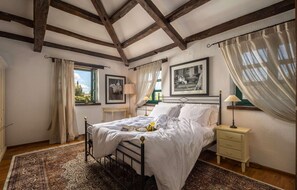 4 habitaciones, cuna de viaje, wifi gratis y ropa de cama 