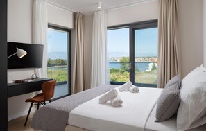 4 chambres, lit parapluie, Wi-Fi gratuit, draps fournis