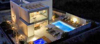 Luxurious home in Zaton