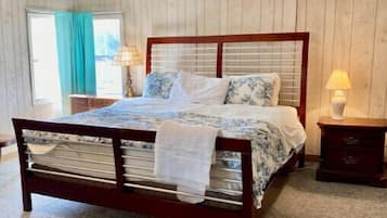 4 Schlafzimmer, Bügeleisen/Bügelbrett, kostenloses WLAN, Bettwäsche