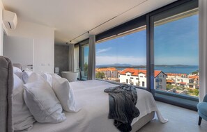 3 chambres, lit parapluie, Wi-Fi gratuit, draps fournis