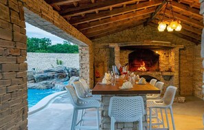 Outdoor dining - 8 bedroom beautiful home in Zaton (Zaton)