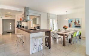 Dining - Beautiful home in Mirca (Mirca)