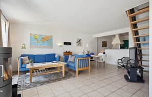 TV, fireplace, DVD player, stereo