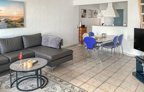 TV, fireplace, DVD player, stereo - Awesome apartment in Hvide Sande (Hvide Sande)