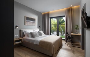 5 bedrooms, free WiFi, bed sheets - Gorgeous home in Krsan (Krsan)