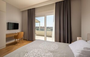 2 soverom, reiseseng for barn, wi-fi (inkludert) og sengetøy