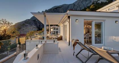 Wunderschönes Haus in Baska Voda mit.