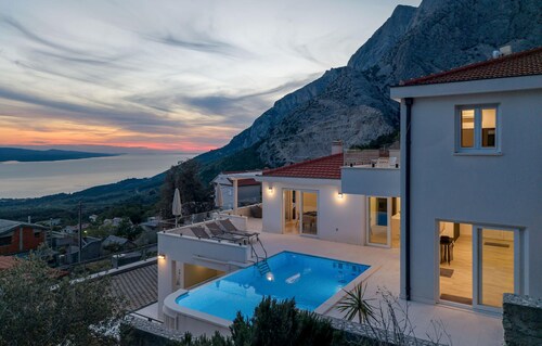 Wunderschönes Haus in Baska Voda mit.