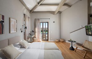 4 chambres, lit de bébé portatif, accès au Wi-Fi (inclus)