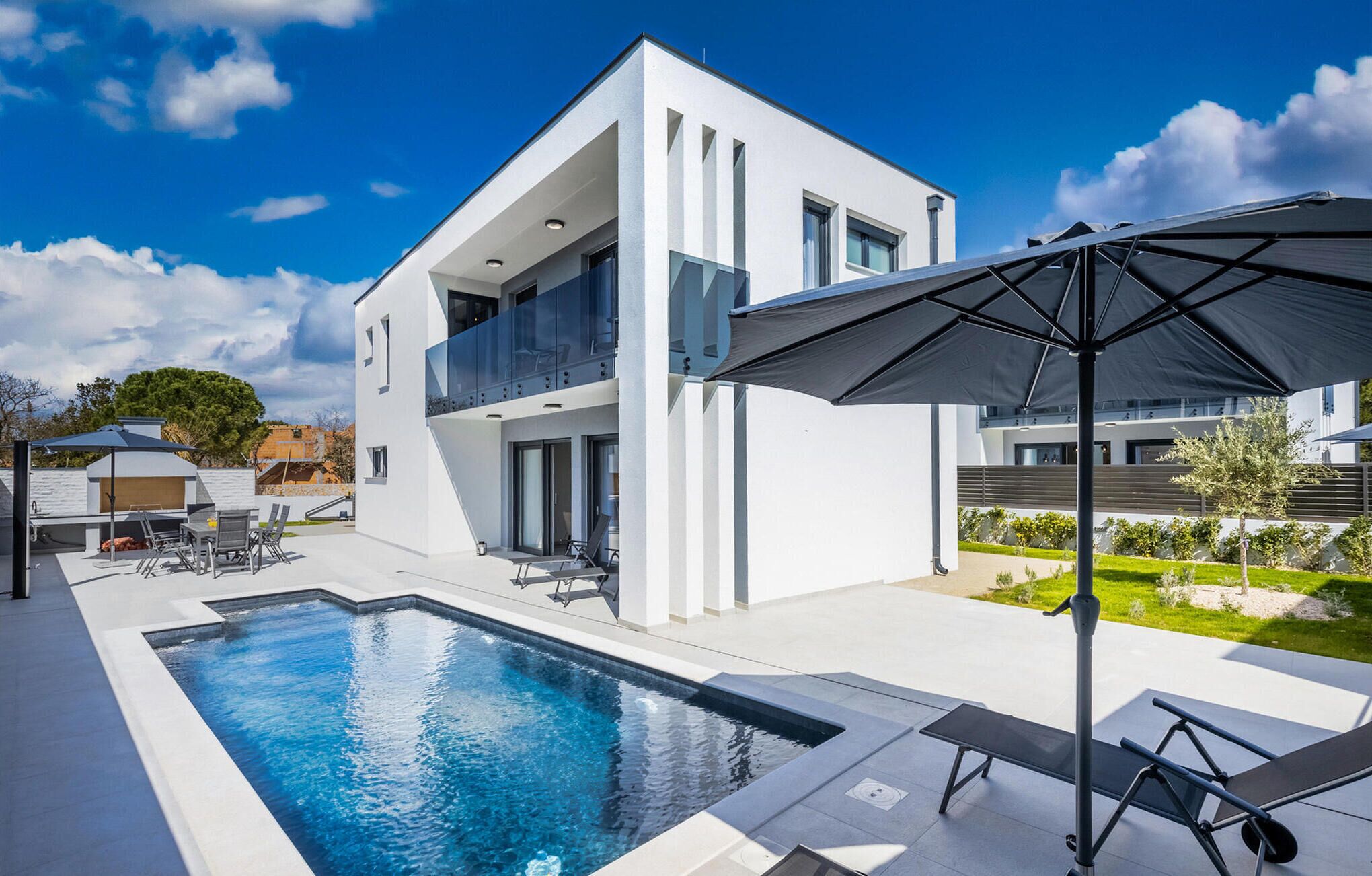 Et oppvarmet basseng