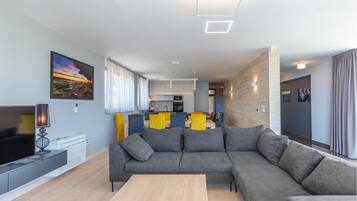 TV, foosball, table tennis, stereo