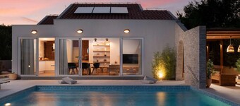 Villa White Gold