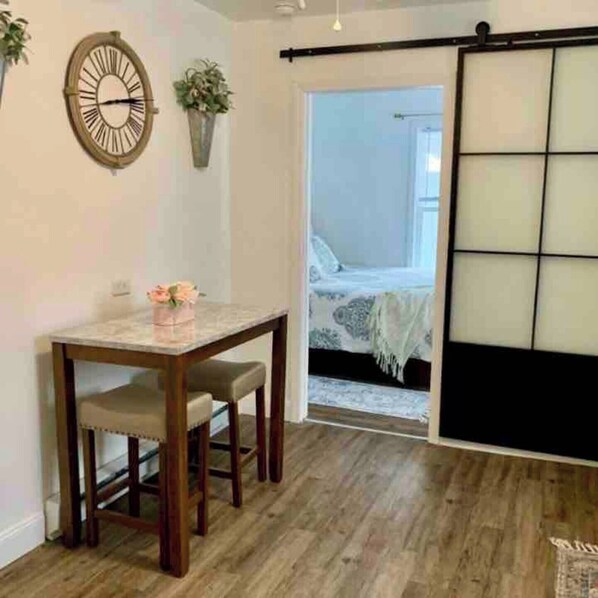 1 makuuhuone, Wi-Fi, vuodevaatteet