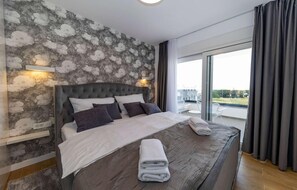 4 chambres, lit parapluie, Wi-Fi gratuit, draps fournis