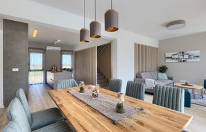 Dining - 4 bedroom gorgeous home in Brtonigla (Brtonigla)