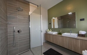 Dusche, Haartrockner