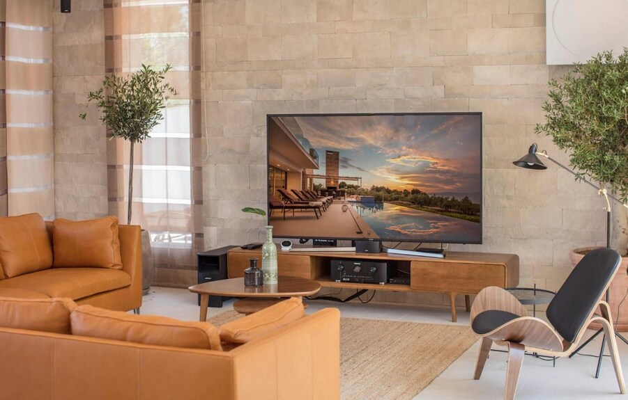 Awesome Home In Splitska With Sauna - Dugi Rat
