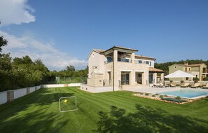 Exterior - 4 bedroom pet friendly home in Snasici (Snasici)