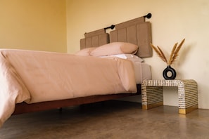 1 bedroom, in-room safe, free WiFi, bed sheets