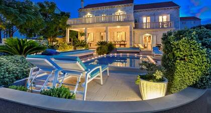 Gemütliches Haus mit 6 Schlafzimmern in.