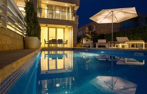 Pool - Awesome home in Petrcane (Petrcane)