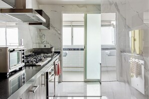 Microwave, oven, stovetop, dishwasher