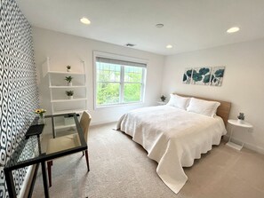 4 bedrooms, WiFi, bed sheets - Luxury townhome in the White Mtns. Convenient to hiking and area activities! (Lincoln)