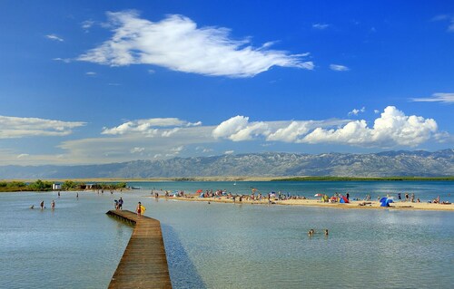 Beautiful home in Nin