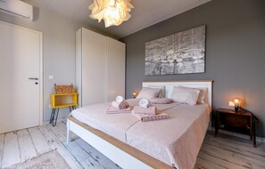 4 Schlafzimmer, Reisekinderbett, kostenloses WLAN, Bettwäsche