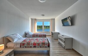 6 Schlafzimmer, kostenloses WLAN, Bettwäsche