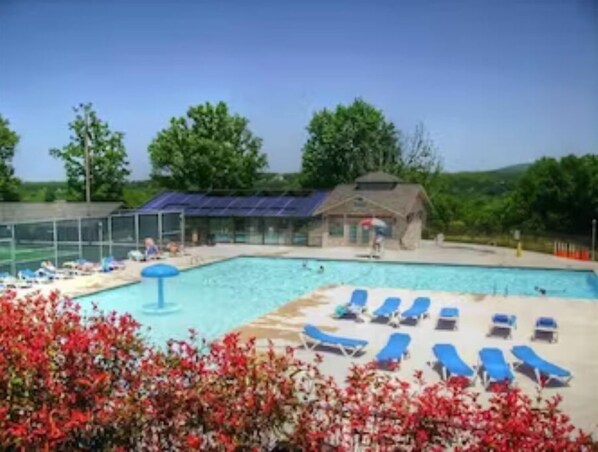 Indoor pool, outdoor pool