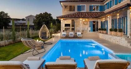 Luxurious home in Ugljan with sauna
