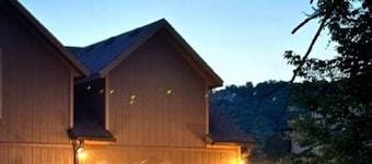 TOP Rated! Family HOME with 7 King beds + Hot tub