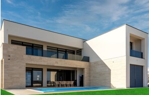Exterior - Cozy home in Nin with house sea view (Nin)